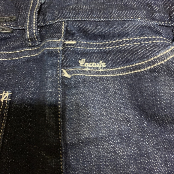 Lacoste Denim Jeans Sz 26 - Picture 4 of 5